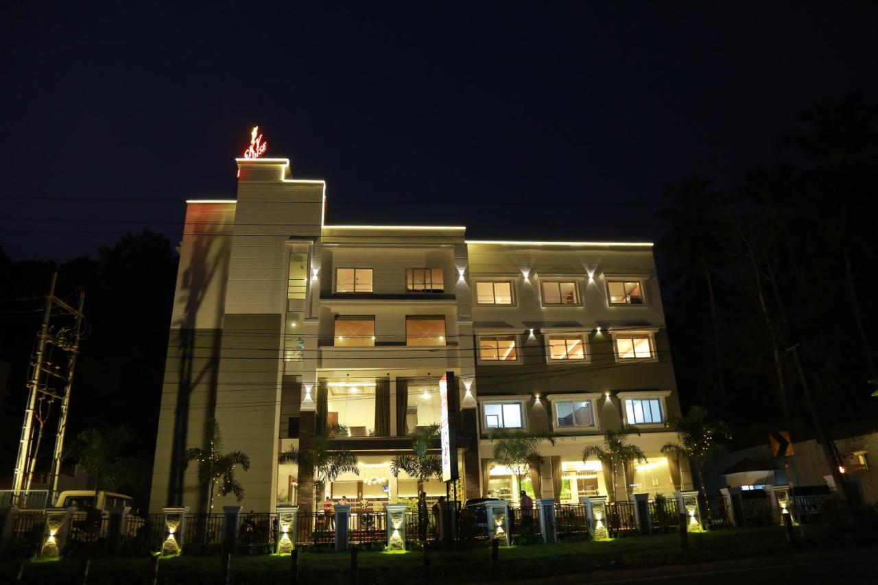 Hotel Sky Paradise Iritti Exteriér fotografie